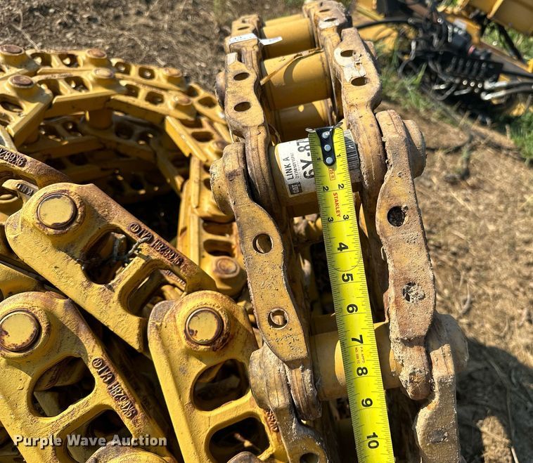 image for item OC9143 (4) Caterpillar roller chains