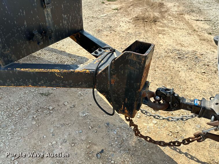 image for item OC9188 1989 Brooks Brothers  reel trailer