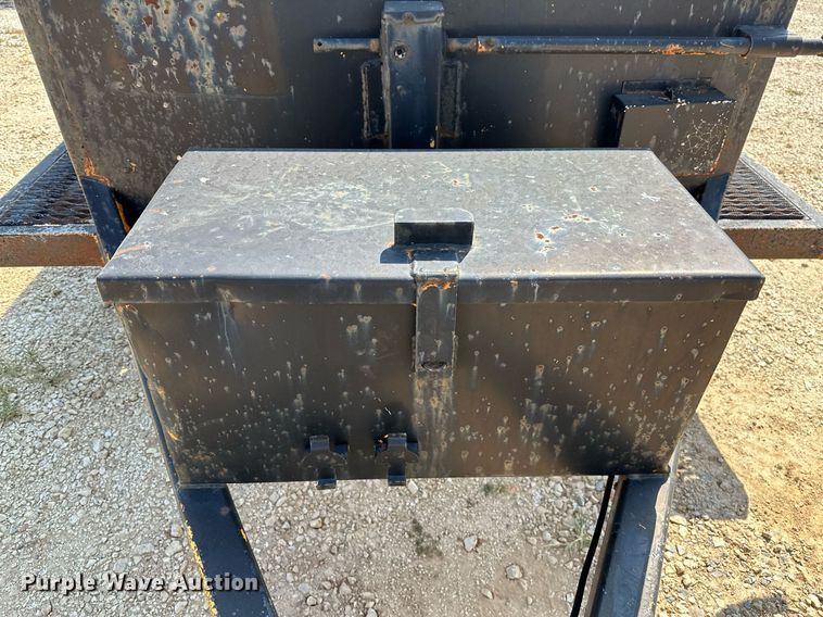 image for item OC9188 1989 Brooks Brothers  reel trailer