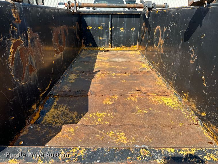 image for item OC9188 1989 Brooks Brothers  reel trailer