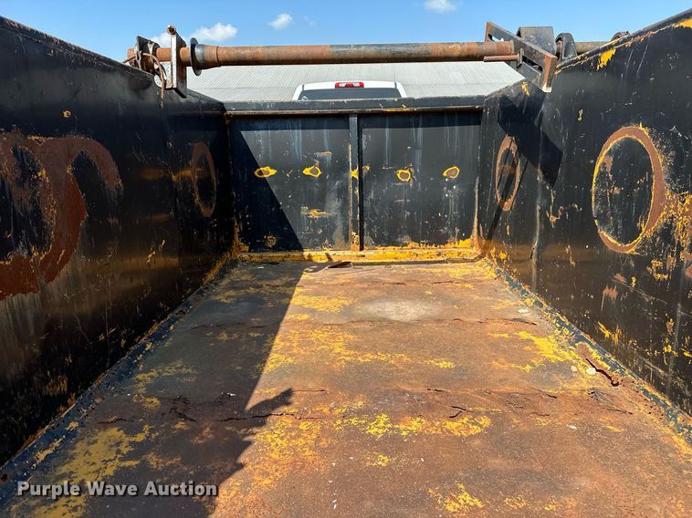 image for item OC9188 1989 Brooks Brothers  reel trailer