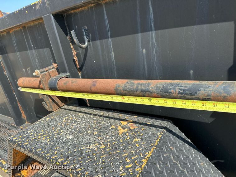 image for item OC9188 1989 Brooks Brothers  reel trailer