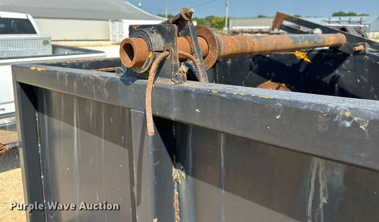 image for item OC9188 1989 Brooks Brothers  reel trailer