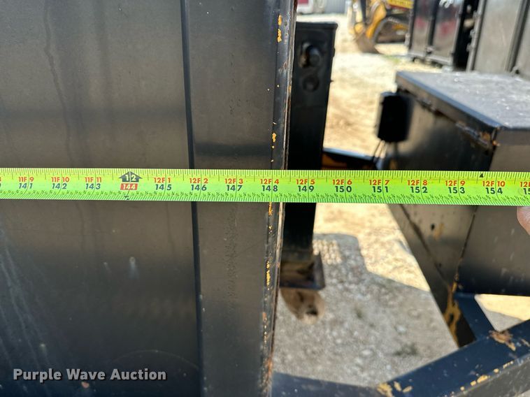 image for item OC9188 1989 Brooks Brothers  reel trailer