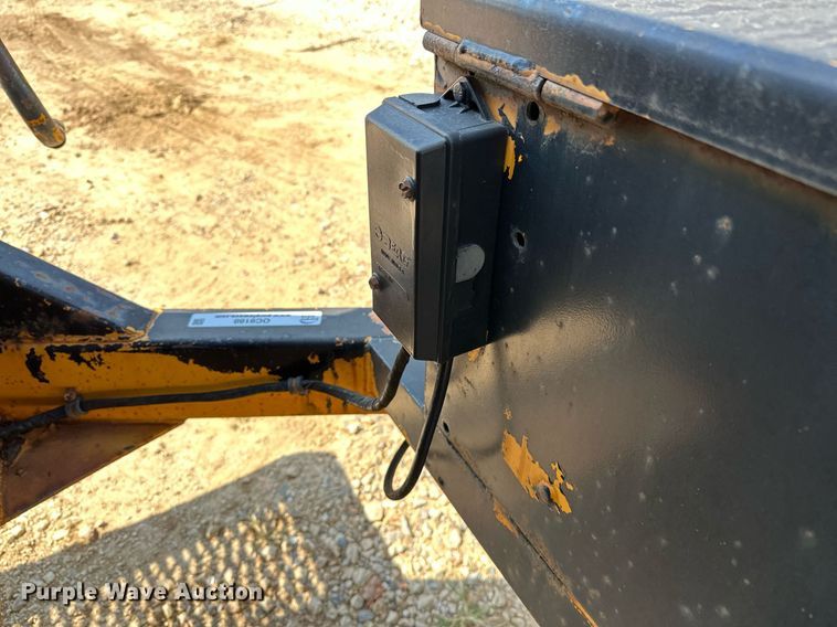 image for item OC9188 1989 Brooks Brothers  reel trailer