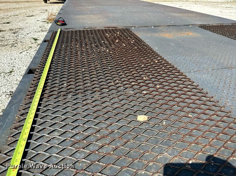 image for item OC9189 2000 Dakota Trail-EZE  drop deck equipment trailer