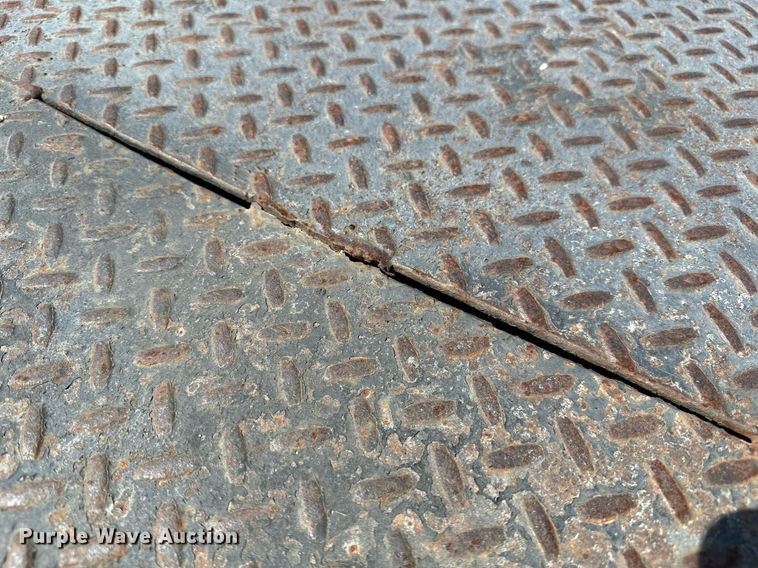 image for item OC9189 2000 Dakota Trail-EZE  drop deck equipment trailer