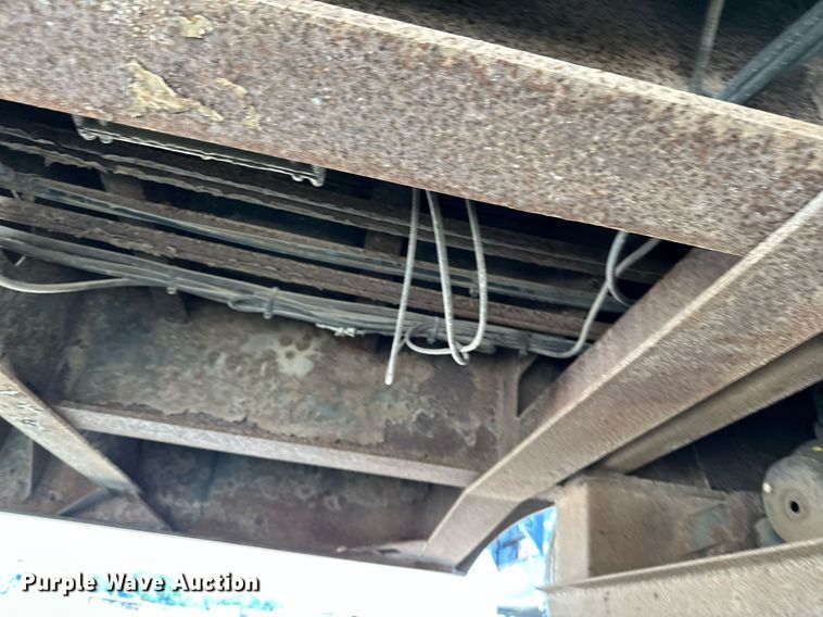 image for item OC9189 2000 Dakota Trail-EZE  drop deck equipment trailer