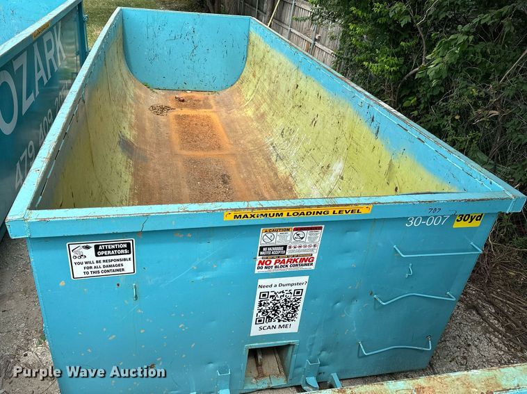 image for item OC9212 Roll-off dumpster