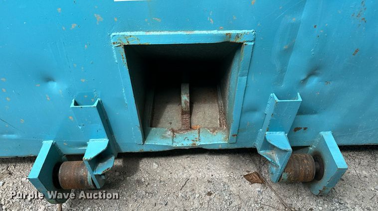 image for item OC9212 Roll-off dumpster