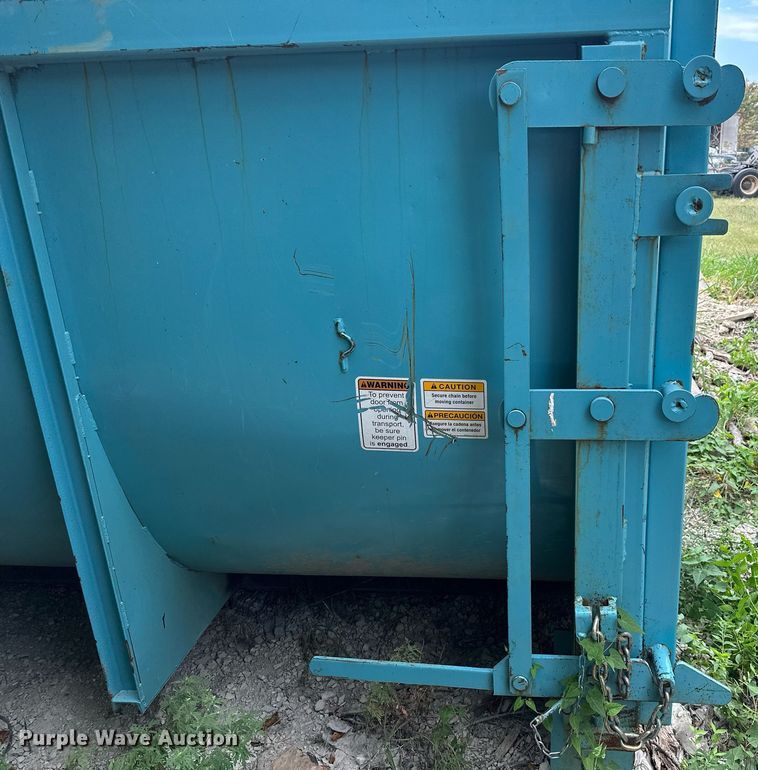 image for item OC9212 Roll-off dumpster