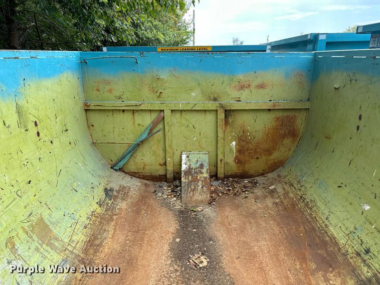 image for item OC9212 Roll-off dumpster
