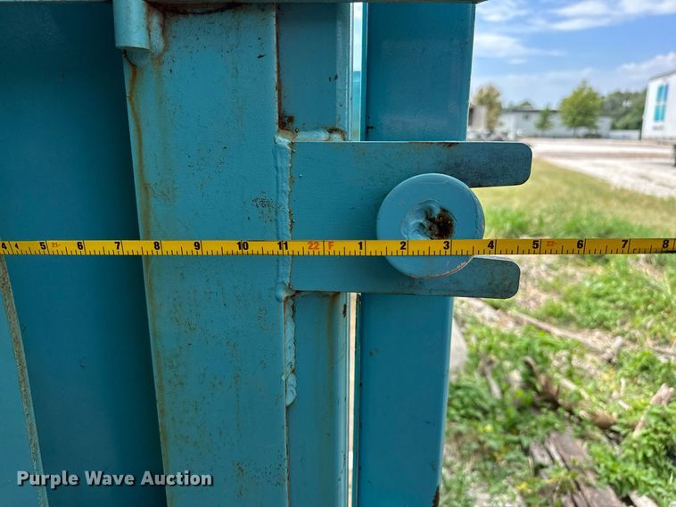 image for item OC9212 Roll-off dumpster