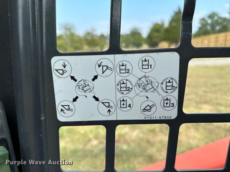 image for item OC9215 2021 Kubota SSV65  skid steer loader