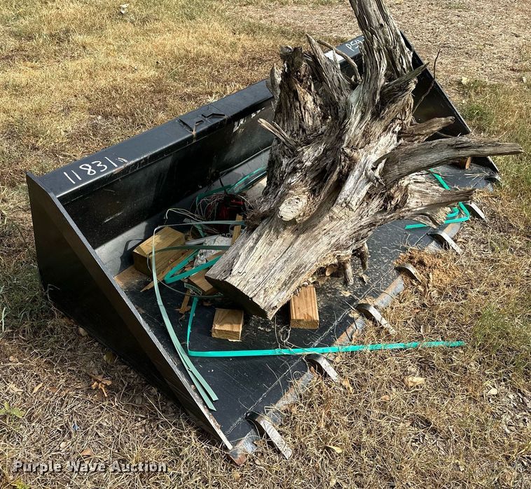 image for item OC9215 2021 Kubota SSV65  skid steer loader