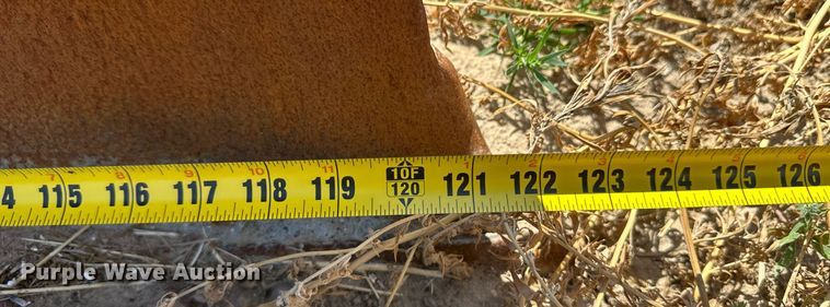 image for item OC9390 Caterpillar  dozer blade