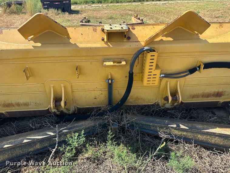 image for item OC9391 John Deere  dozer blade