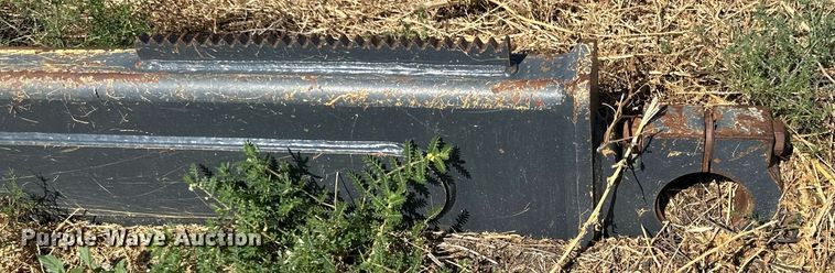 image for item OC9391 John Deere  dozer blade