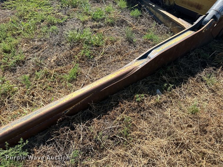 image for item OC9391 John Deere  dozer blade