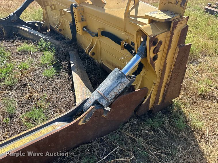 image for item OC9391 John Deere  dozer blade