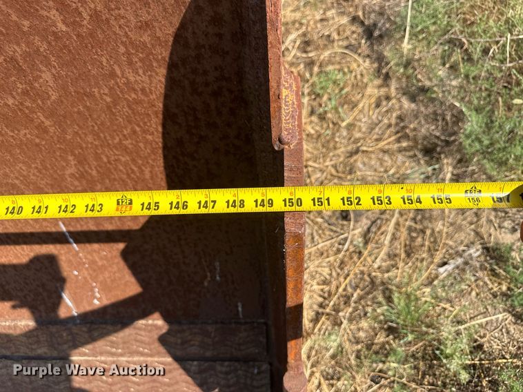 image for item OC9391 John Deere  dozer blade