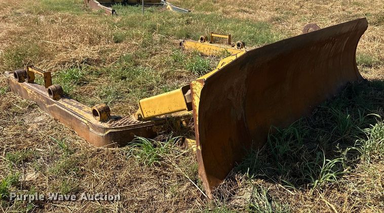 image for item OC9392 Dozer blade