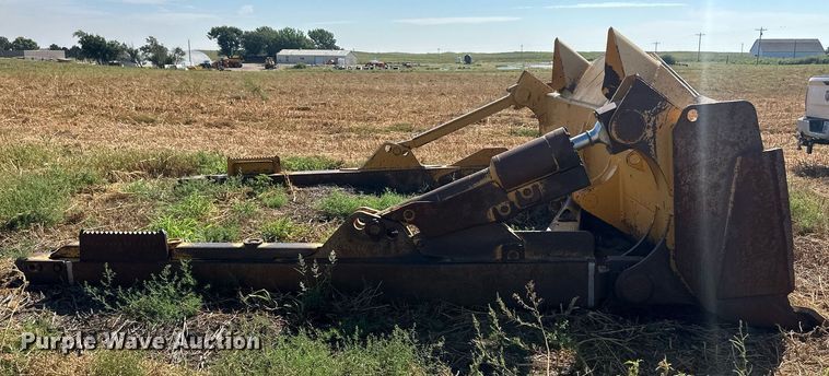 image for item OC9396 Liebherr  dozer blade