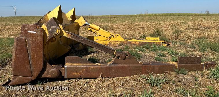 image for item OC9396 Liebherr  dozer blade