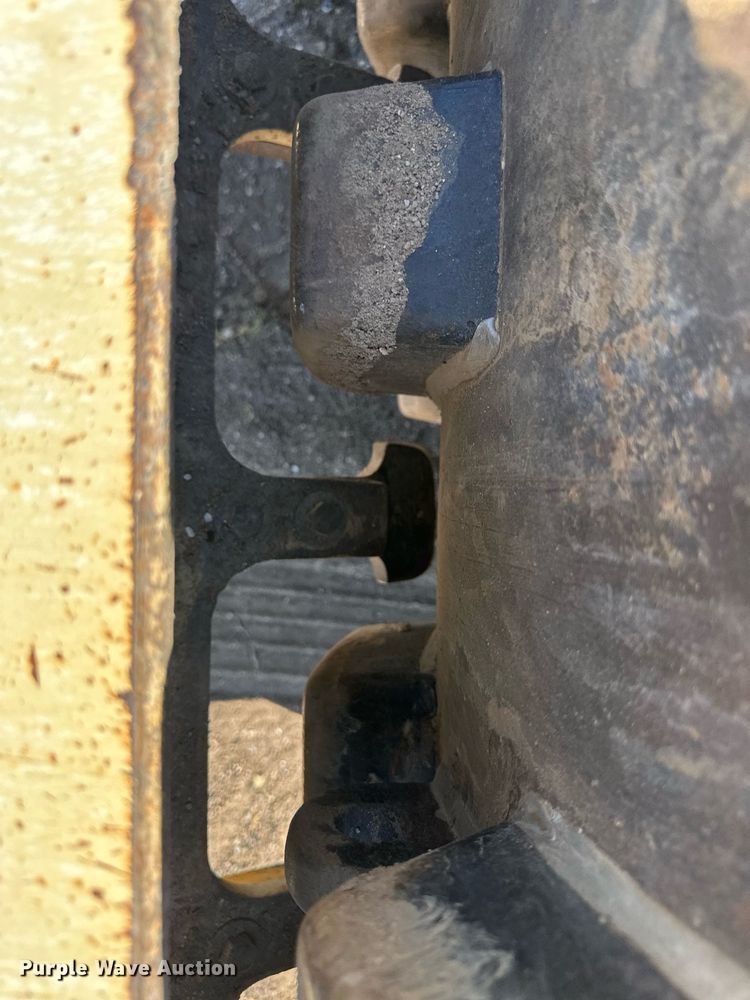 image for item OC9404 2006 Ingersoll Rand SD70D TF single drum vibratory roller