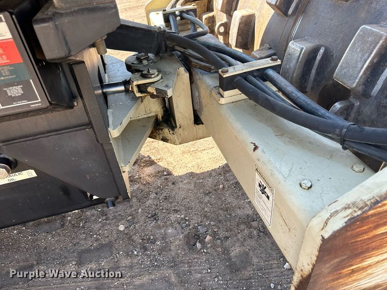 image for item OC9404 2006 Ingersoll Rand SD70D TF single drum vibratory roller