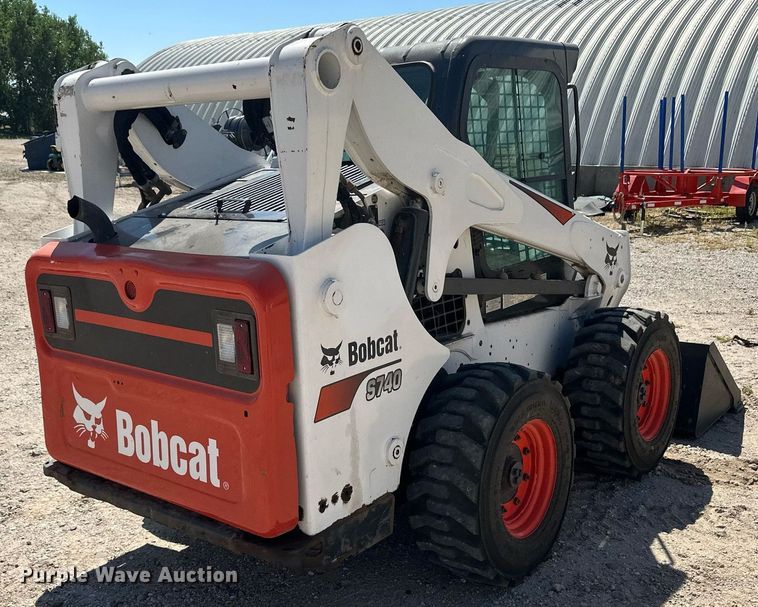 image for item OC9405 2018 Bobcat S740  skid steer loader