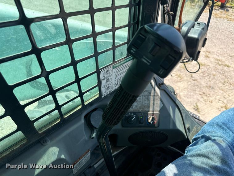 image for item OC9405 2018 Bobcat S740  skid steer loader