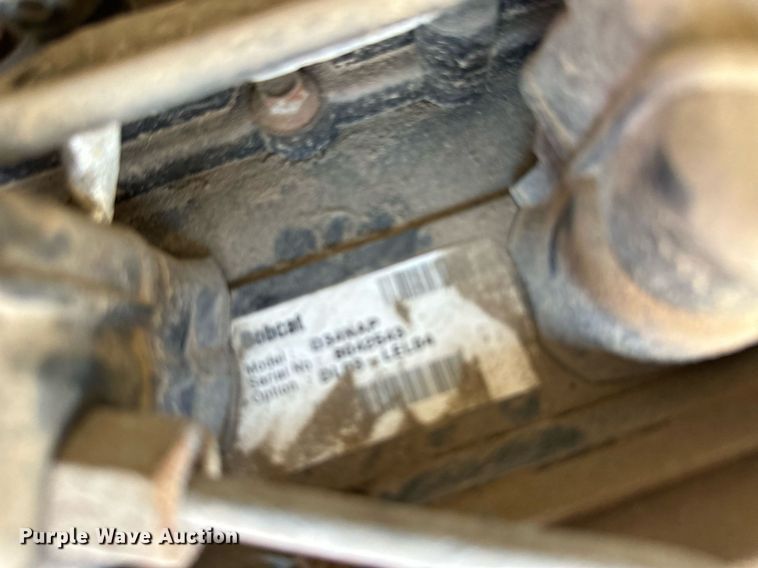 image for item OC9405 2018 Bobcat S740  skid steer loader