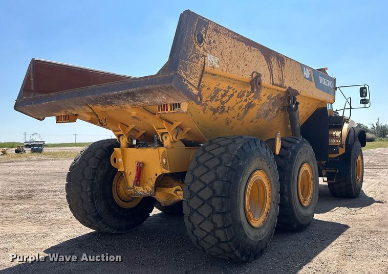 image for item OC9406 2011 Volvo A40F  haul truck