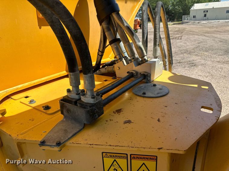 image for item OC9406 2011 Volvo A40F  haul truck