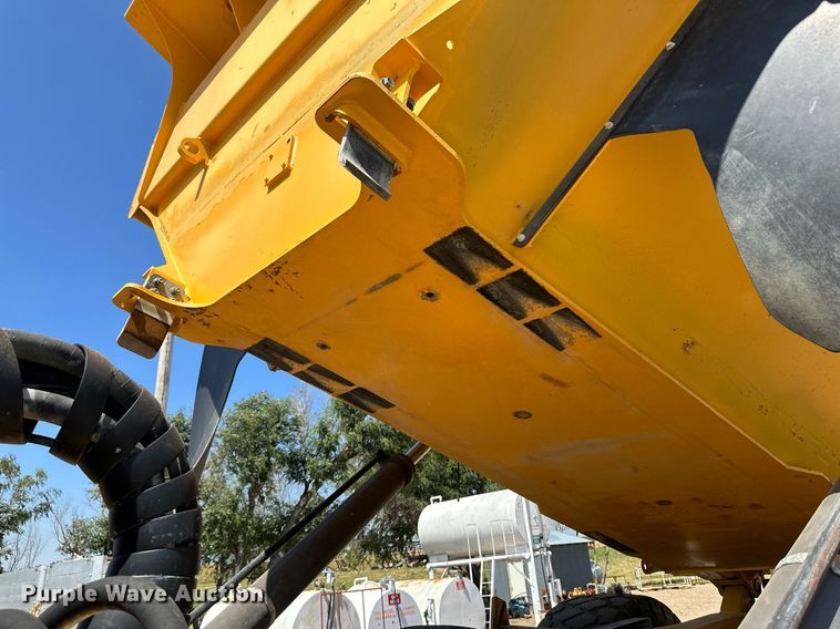 image for item OC9406 2011 Volvo A40F  haul truck