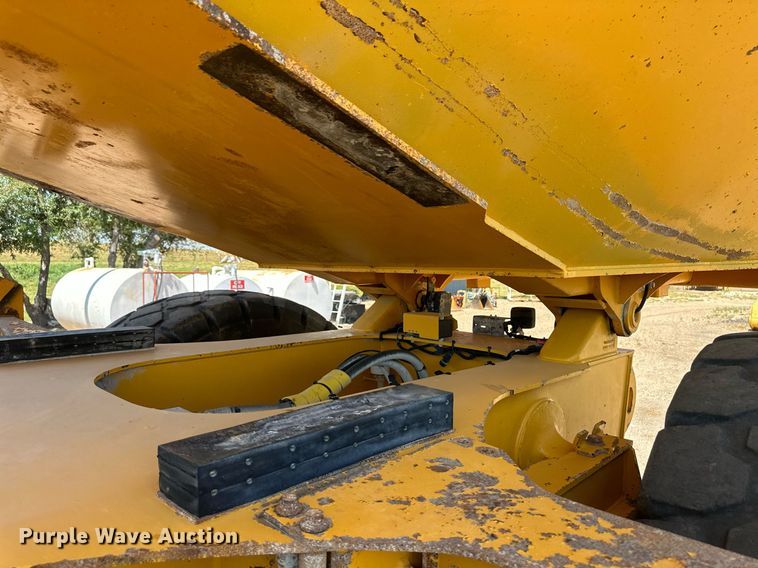 image for item OC9406 2011 Volvo A40F  haul truck