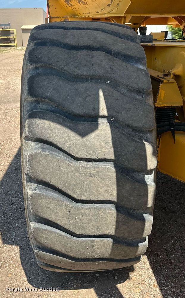 image for item OC9406 2011 Volvo A40F  haul truck