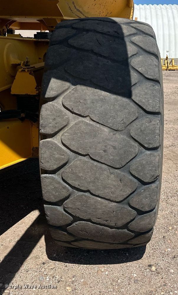 image for item OC9406 2011 Volvo A40F  haul truck