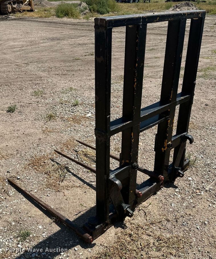 image for item OC9407 44" L wheel loader bale forks