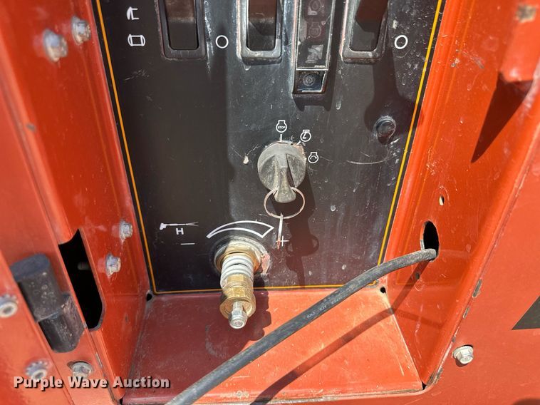 image for item OC9409 2011 Ditch Witch FX30  vacuum excavator