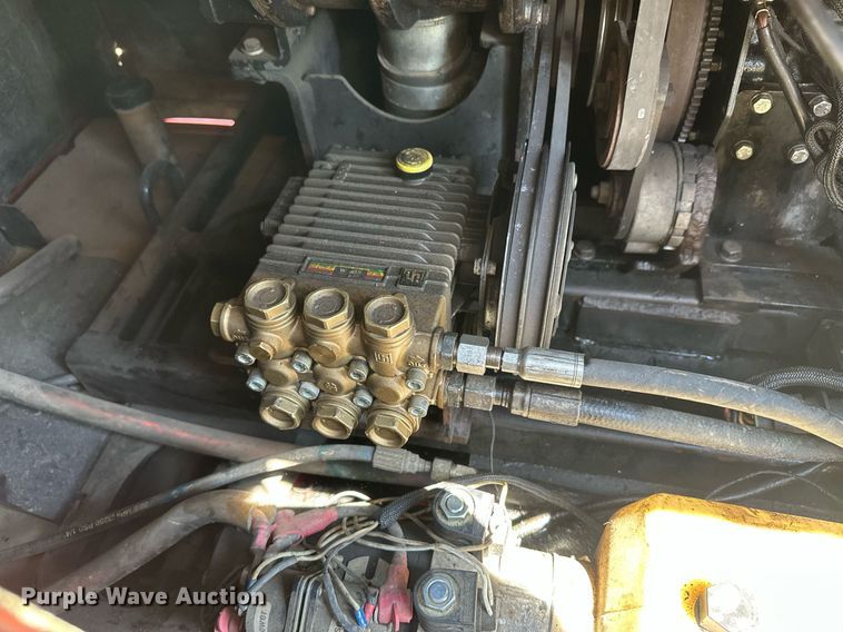 image for item OC9409 2011 Ditch Witch FX30  vacuum excavator