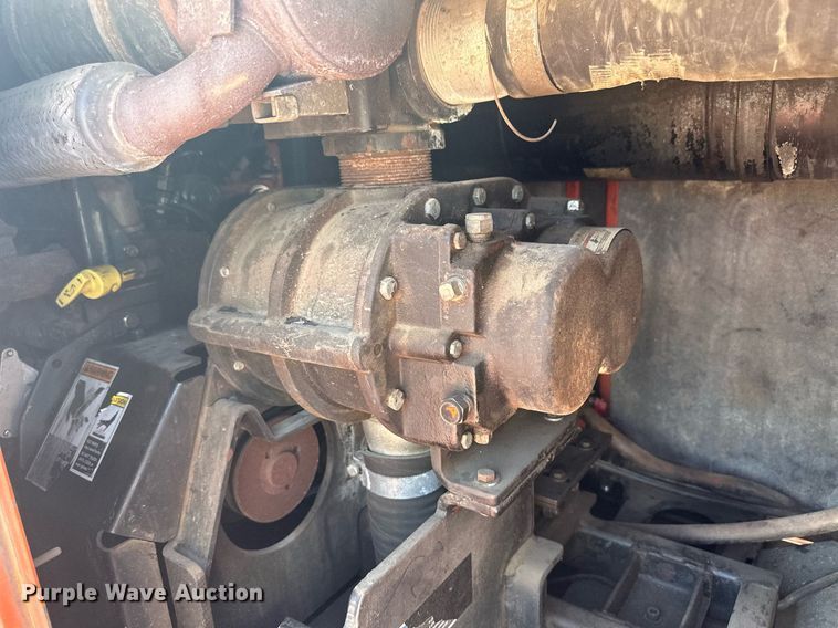 image for item OC9409 2011 Ditch Witch FX30  vacuum excavator