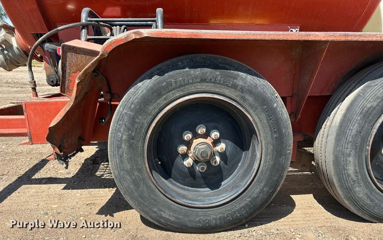 image for item OC9409 2011 Ditch Witch FX30  vacuum excavator