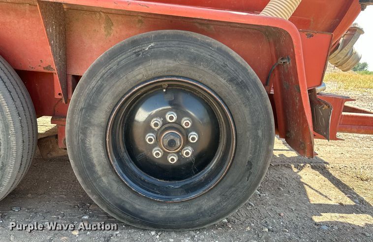 image for item OC9409 2011 Ditch Witch FX30  vacuum excavator