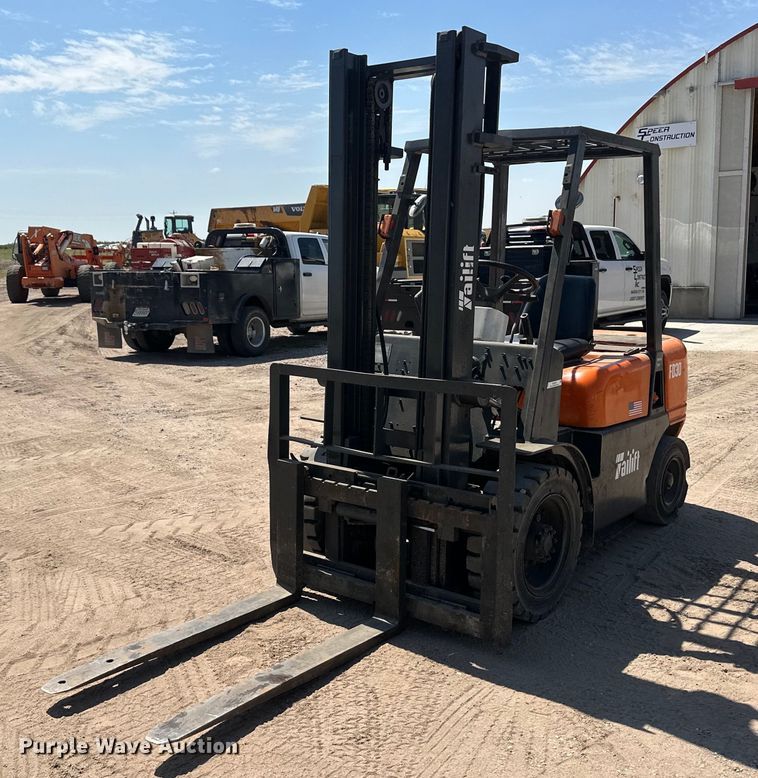 image for item OC9410 Tailift FD30  forklift