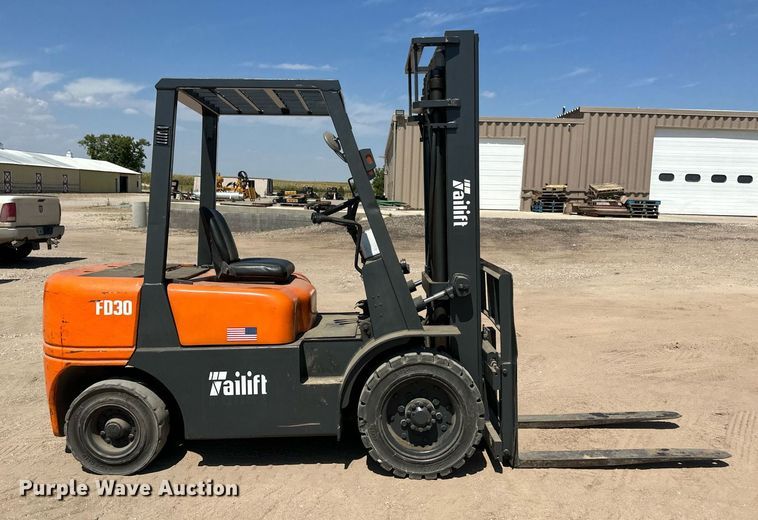image for item OC9410 Tailift FD30  forklift
