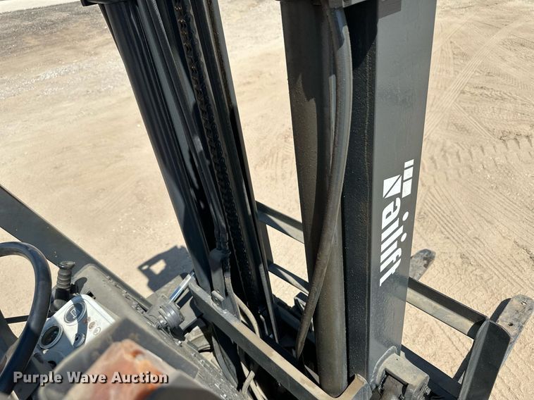 image for item OC9410 Tailift FD30  forklift