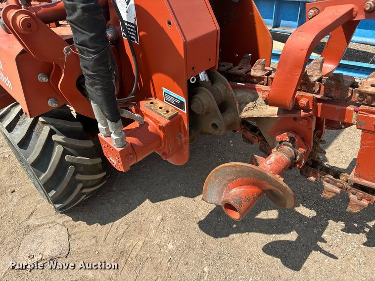 image for item OC9429 2000 Ditch Witch 3700  trencher