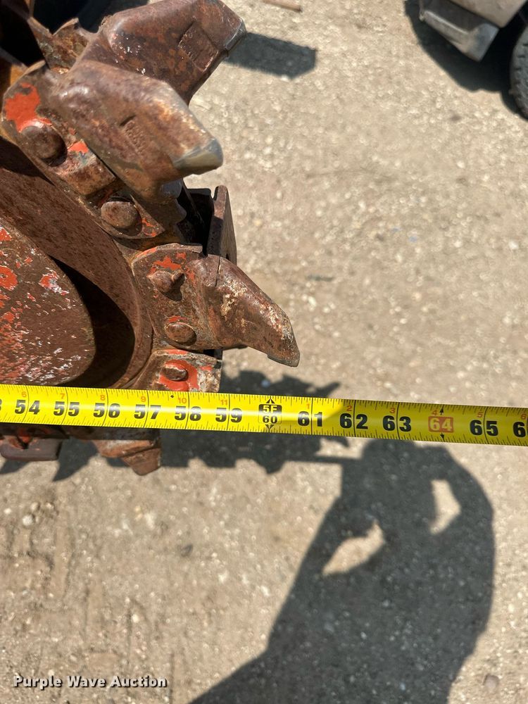 image for item OC9429 2000 Ditch Witch 3700  trencher